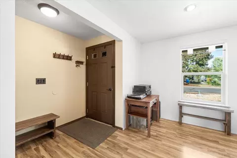 Entry Way - 72 Christa Ln, Eagle Point, OR 97524 photo 1 of 1
