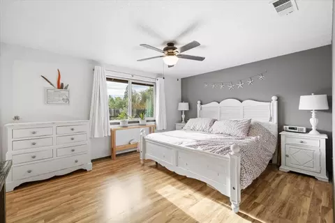Bedroom - 72 Christa Ln, Eagle Point, OR 97524 photo 1 of 3