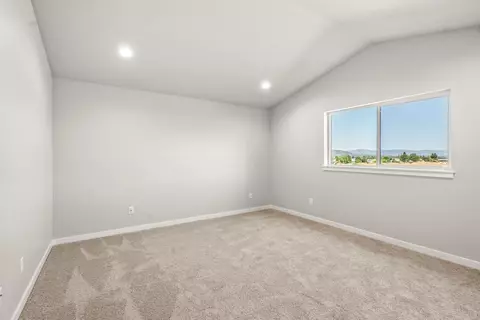 115 Valemont Dr #33, Eagle Point, OR 97524 photo 18