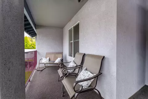 Exterior - 815 Pine St #3, Rogue River, OR 97537 photo 2 of 8