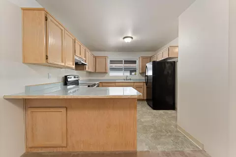 Kitchen - 815 Pine St #3, Rogue River, OR 97537 photo 2 of 2