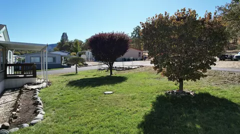 8401 Old Stage Rd UNIT 70, Central Point, OR 97502 photo 13