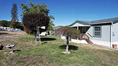 8401 Old Stage Rd UNIT 70, Central Point, OR 97502 photo 6