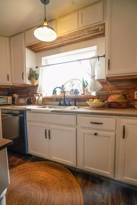Kitchen - 200 N Main St, Dorris, CA 96023 photo 6 of 9