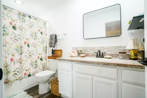 Bath - 200 N Main St, Dorris, CA 96023 photo 4 of 7