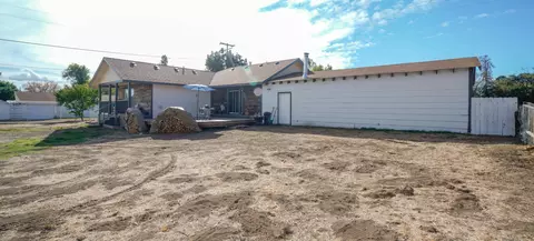 Exterior - 200 N Main St, Dorris, CA 96023 photo 6 of 11