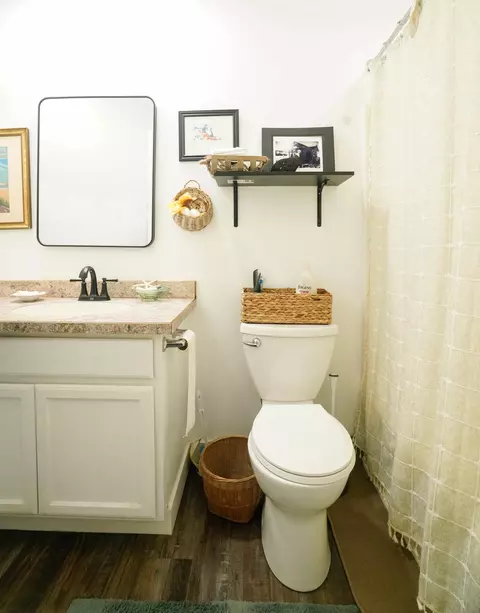 Bath - 200 N Main St, Dorris, CA 96023 photo 1 of 7