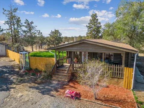 5465 SW 58th Pl, Redmond, OR 97756