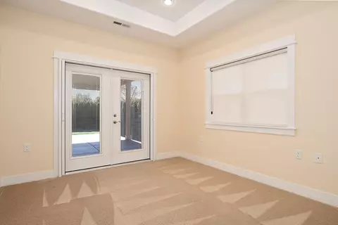 Bedroom - 421 Stone Pointe Dr, Central Point, OR 97502 photo 3 of 3