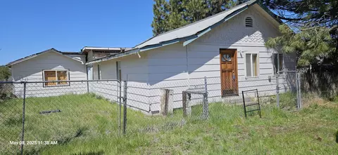 Exterior - 404 S 1st Ave, Chiloquin, OR 97624 photo 4 of 4