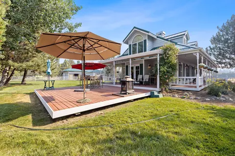 Exterior - 65160 Highland Rd, Bend, OR 97703 photo 6 of 8