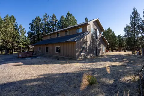 Exterior - 16865 James Ln, Bend, OR 97703 photo 8 of 14