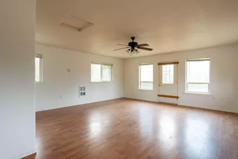 Living - 16865 James Ln, Bend, OR 97703 photo 6 of 6