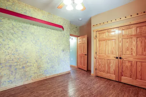 Bedroom - 16865 James Ln, Bend, OR 97703 photo 8 of 10