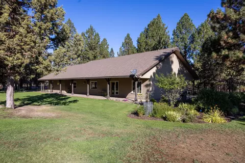 Exterior - 16865 James Ln, Bend, OR 97703 photo 3 of 14