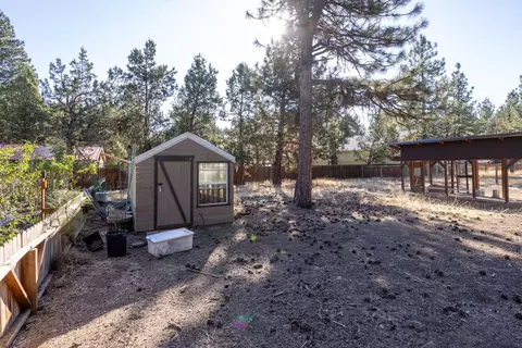 Exterior - 16865 James Ln, Bend, OR 97703 photo 9 of 14