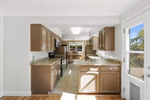 2841 Juniper Ave, Central Point, OR 97502 photo 11