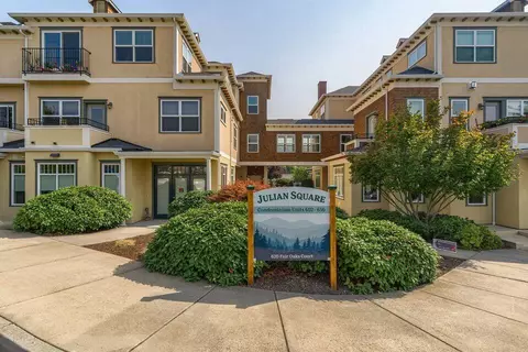 654 Fair Oaks Ct, Ashland, OR 97520