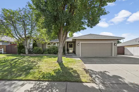 3332 Sharman Way, Medford, OR 97504