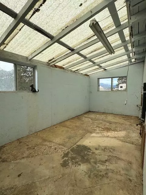 1580 Laurel Rd, Cave Junction, OR 97523 photo 17
