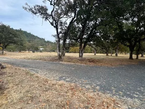 1580 Laurel Rd, Cave Junction, OR 97523 photo 5