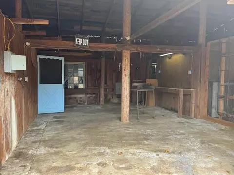 1580 Laurel Rd, Cave Junction, OR 97523 photo 4