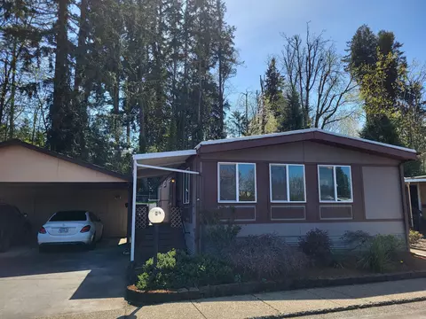 658 S 57th St #SPC 51, Springfield, OR 97478