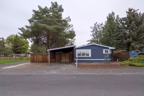 10100 NE Crooked River Dr #30, Terrebonne, OR 97760