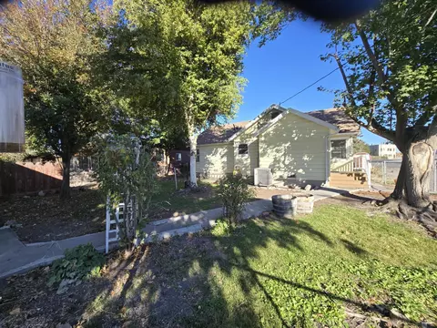 Exterior - 191 2nd St, Tulelake, CA 96134 photo 5 of 15
