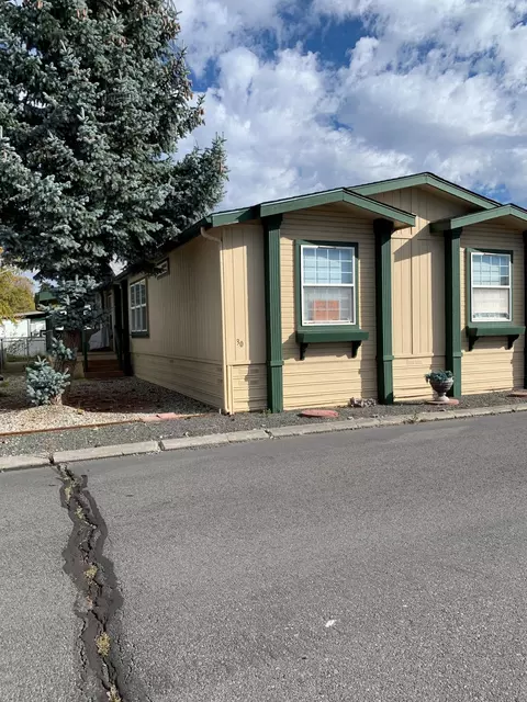 4200 Summers Ln # 30, Klamath Falls, OR 97603