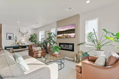 Living - 20651 Kira Dr, Bend, OR 97702 photo 3 of 3
