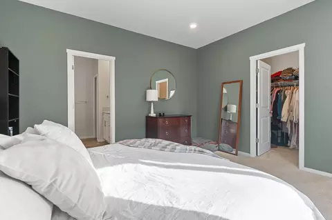 Bedroom - 20651 Kira Dr, Bend, OR 97702 photo 2 of 4