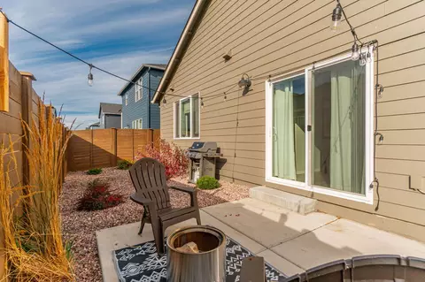 Exterior - 20651 Kira Dr, Bend, OR 97702 photo 4 of 8