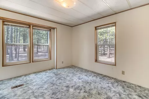 14765 Lichen Way, La Pine, OR 97739 photo 16