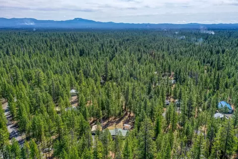 14765 Lichen Way, La Pine, OR 97739 photo 4