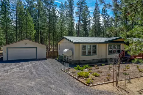 14765 Lichen Way, La Pine, OR 97739 photo 3