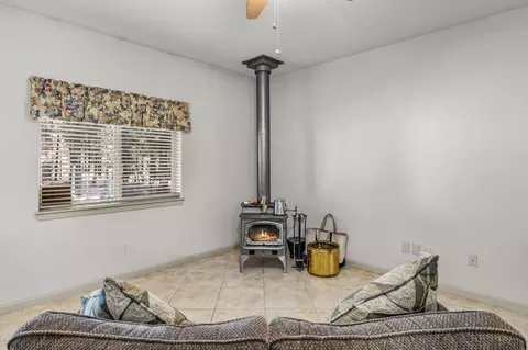 52052 Red Pne, La Pine, OR 97739 photo 17