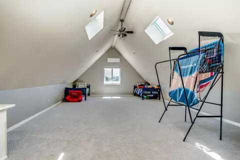 Bedroom - 22675 Crestview Ln, Bend, OR 97702 photo 5 of 5