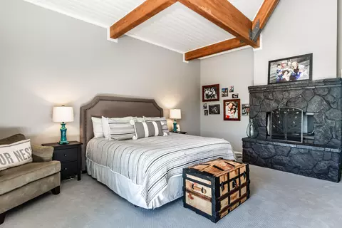 Bedroom - 22675 Crestview Ln, Bend, OR 97702 photo 1 of 5