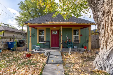 725 NW Beaver St, Prineville, OR 97754