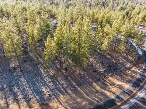 Ostrom Drive, Bend, OR 97703 photo 3