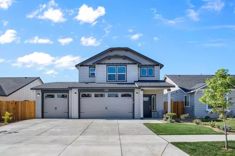 640 NW Xavier St #LOT 43, Redmond, OR 97756