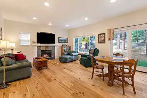 19586 Brookside Way, Bend, OR 97702 photo 11