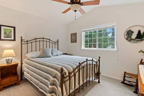 19586 Brookside Way, Bend, OR 97702 photo 30