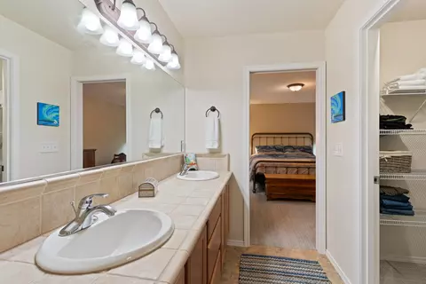 19586 Brookside Way, Bend, OR 97702 photo 28
