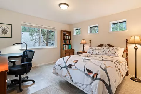 19586 Brookside Way, Bend, OR 97702 photo 33