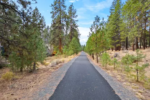 19586 Brookside Way, Bend, OR 97702 photo 39