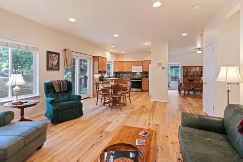 19586 Brookside Way, Bend, OR 97702 photo 14