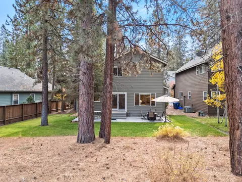 19586 Brookside Way, Bend, OR 97702 photo 38
