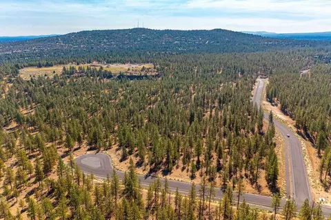 62984 Levins Ln, Bend, OR 97703 photo 18